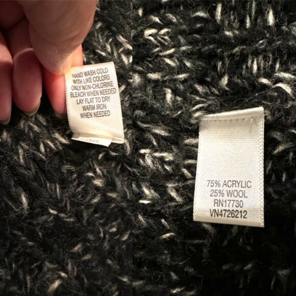 Merona Black with Gary & White Speckled Cable Knit Sleeveless Cardi, Size XL - Picture 15 of 16